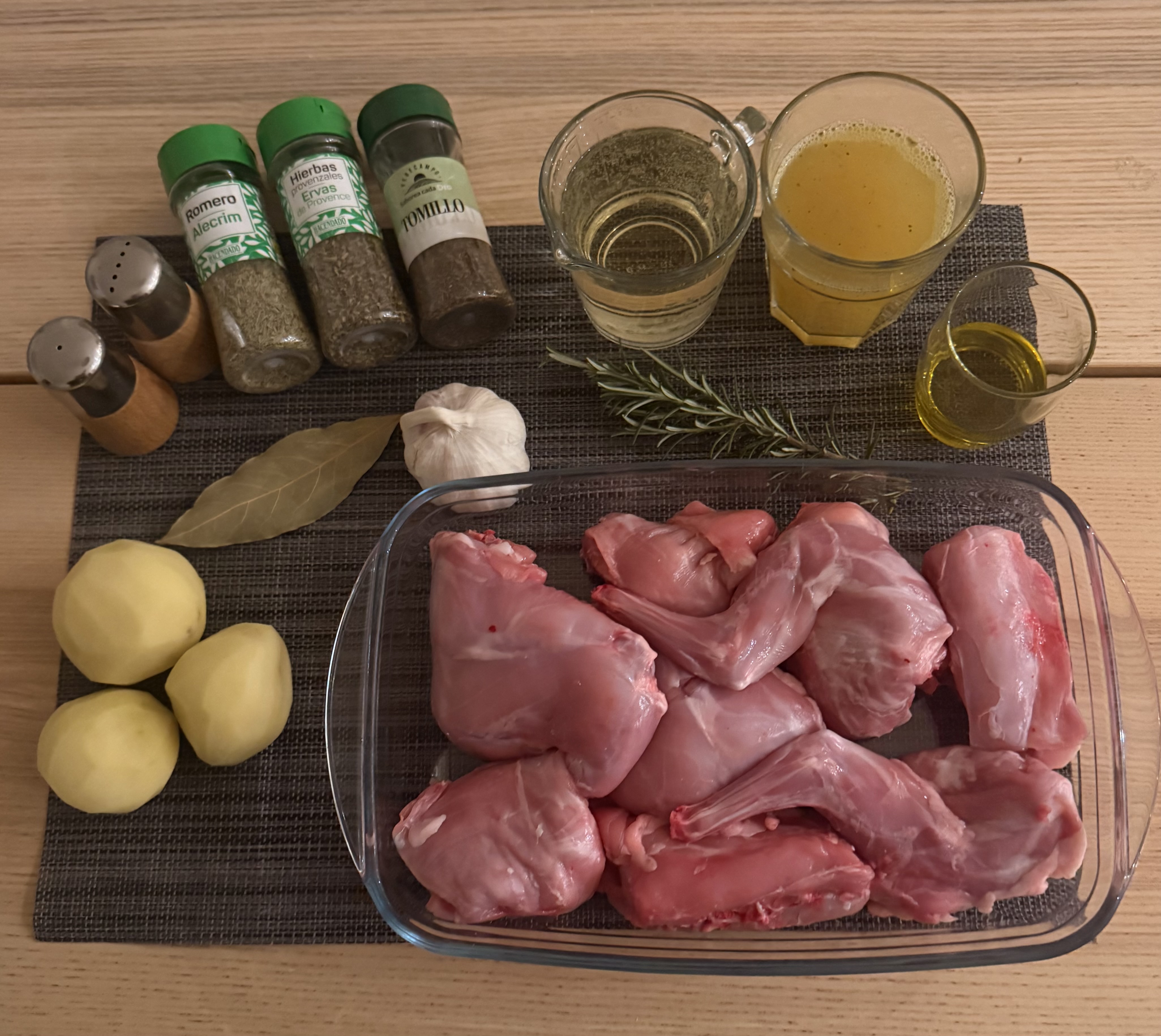 Receta de conejo al ajillo pero más tierno